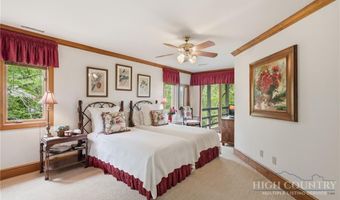 659 Clubhouse Dr E1, Banner Elk, NC 28604