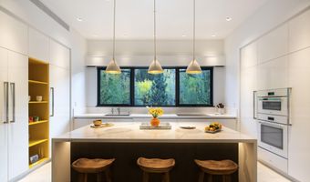 1411 Crystal Lake Rd, Aspen, CO 81611