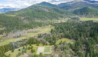 7733 Takilma Rd, Cave Junction, OR 97523