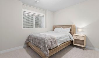 15563 Duck Trail Ln, Apple Valley, MN 55124