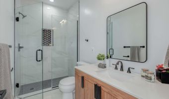 810 MADISON St NW, Washington, DC 20011