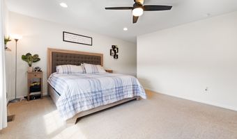 48 Farragut Ave, Barnegat, NJ 08005