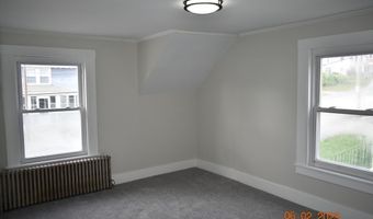 12 Whitten St, Allenstown, NH 03275