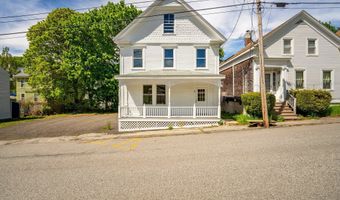 31 Bath St, Bath, ME 04530