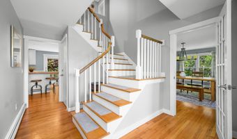 284 Bragg's Ln, Barnstable, MA 02630