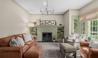 168 Castle Blvd, Akron, OH 44313
