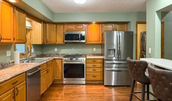 5327 Norris St, Ames, IA 50014