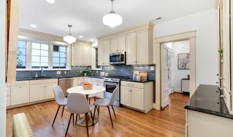 3113 44TH St NW, Washington, DC 20016