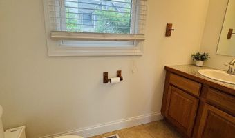 279 S Main St, Barnegat, NJ 08005