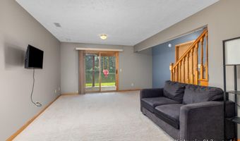 6084 Crystal Dr, Allendale, MI 49401