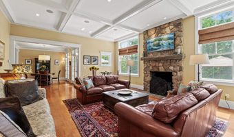 7 Nathan Cutler Dr, Bedford, NH 03110