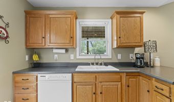 594 E Harrod Rd, Austin, IN 47102