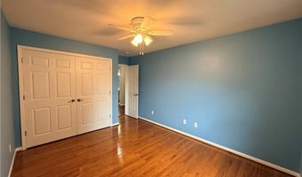 927 Jasara Cir, Baldwin City, KS 66006