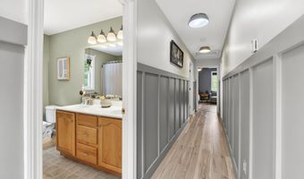 277 Parker Mountain Rd, Barrington, NH 03825