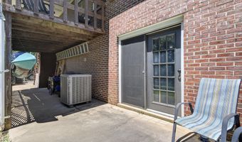1140 Hillview Dr, Abingdon, VA 24210
