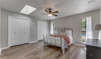 1902 SE Lawrence St, Bentonville, AR 72712