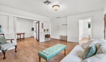 94 N 3rd St, Ashland, OR 97520