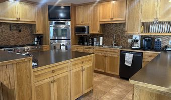 605 1st Ave, Bison, SD 57620