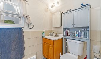190 Whitney Ave, Bridgeport, CT 06606