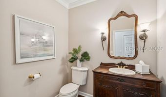 210 Old Plantation Dr, Beaufort, SC 29907