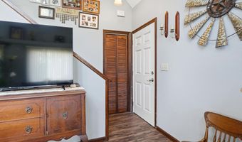 504 Carlin Dr, Angola, IN 46703