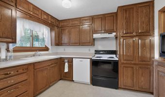 1605 Edith Dr, Belen, NM 87002