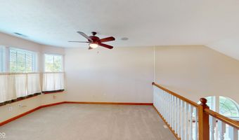7427 Oak Knoll Dr, Indianapolis, IN 46217