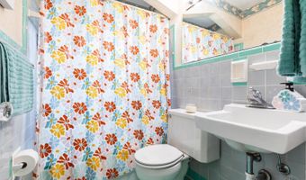 1062 Covedale Ave, Cincinnati, OH 45238