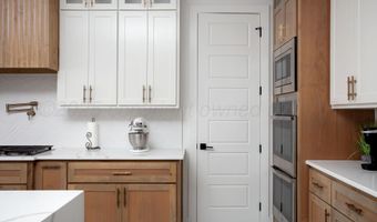 9800 Barton Springs Dr, Amarillo, TX 79119