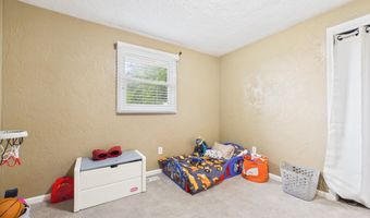 3293 E 100 S, Anderson, IN 46017