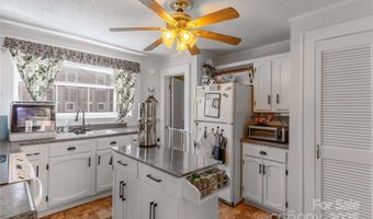 56 Brevard Rd, Asheville, NC 28806