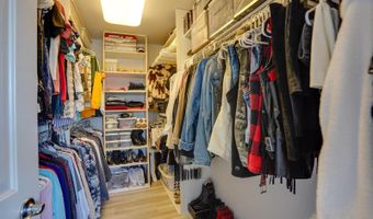 1700 Riverwood Dr, Bismarck, ND 58504