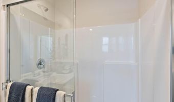 61175 Splendor Ln, Bend, OR 97702