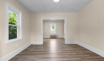 62 Fenner Ave, East Providence, RI 02915