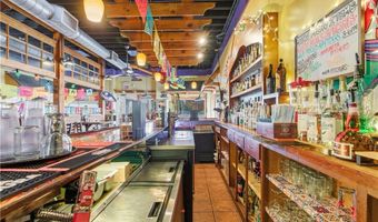 651 W Main Rd, Middletown, RI 02842