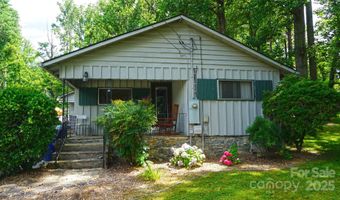 215 Cedar Ln, Arden, NC 28704