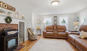 44 Old Great Rd, North Smithfield, RI 02896
