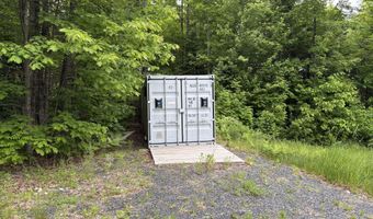 22 Monument Rd, Abbot, ME 04406