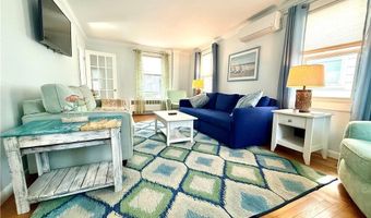 5 Byrnes St, Newport, RI 02840