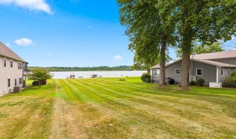 3235 Lakeview Dr, Allegan, MI 49010