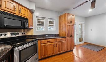 610 Notre Dame Ave, Austintown, OH 44515