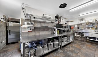 424 Isleta Blvd SW, Albuquerque, NM 87105