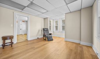 85 School Ground Rd, Branford, CT 06405