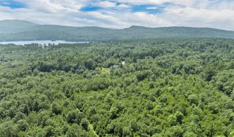 76 Curries Way, Brookfield, NH 03872
