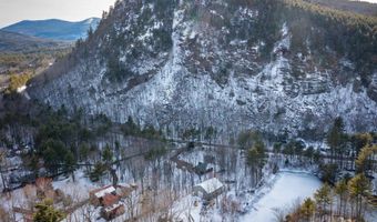5 Wildflower Ln, Bartlett, NH 03812