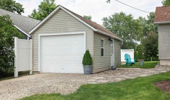 403 S Cherry St, Allison, IA 50602