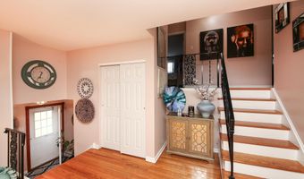 5 DETWEILER Ln, Ambler, PA 19002