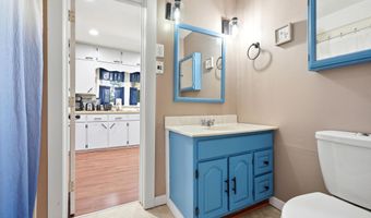 606 E Main St, Albion, IN 46701