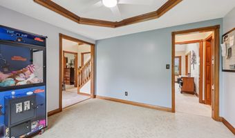 6983 White Oak Dr, Avon, IN 46123