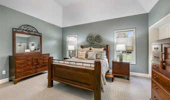 199 Raleigh Ct, Aurora, OH 44202